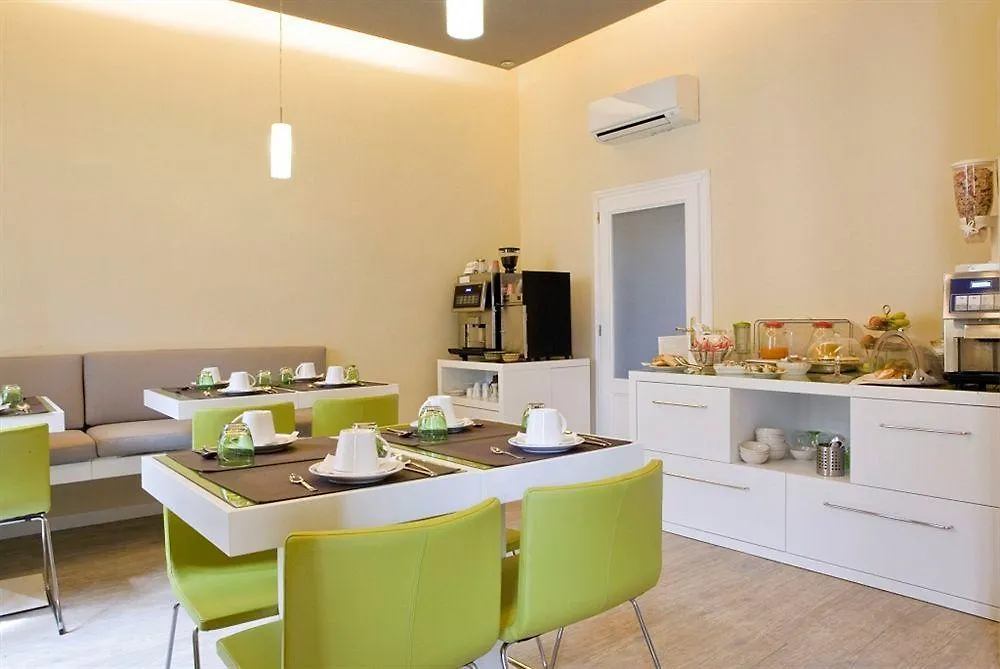 B&B Leopoldo Bed & Breakfast