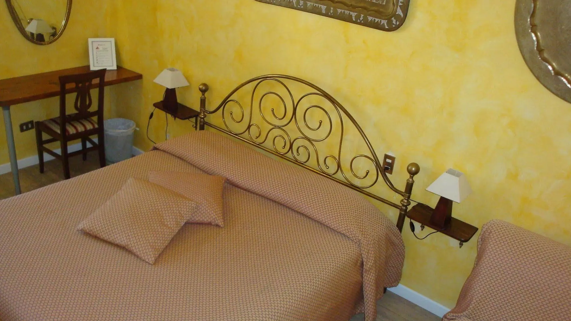 B&B Leopoldo Bed & Breakfast Florence
