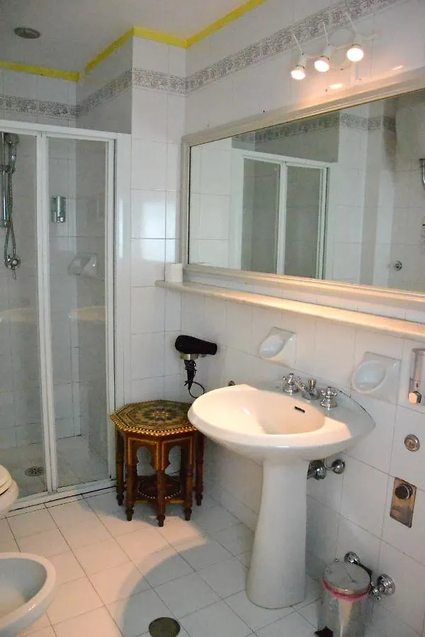 B&B Leopoldo 3*, Florence
